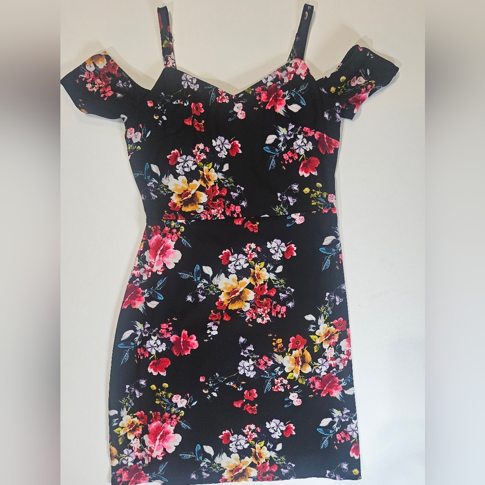 Express Womens Dress Size 0 Black Pink Floral Midi‎ Cold Shoulder Sleeve Strap